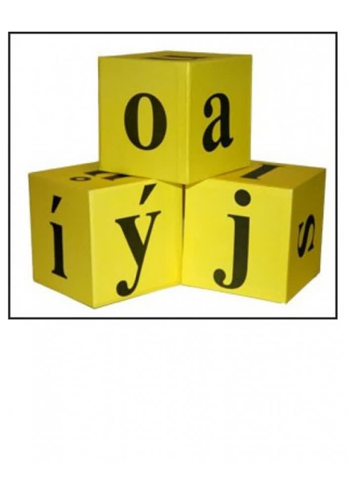 Demonstrační kostky s písmeny